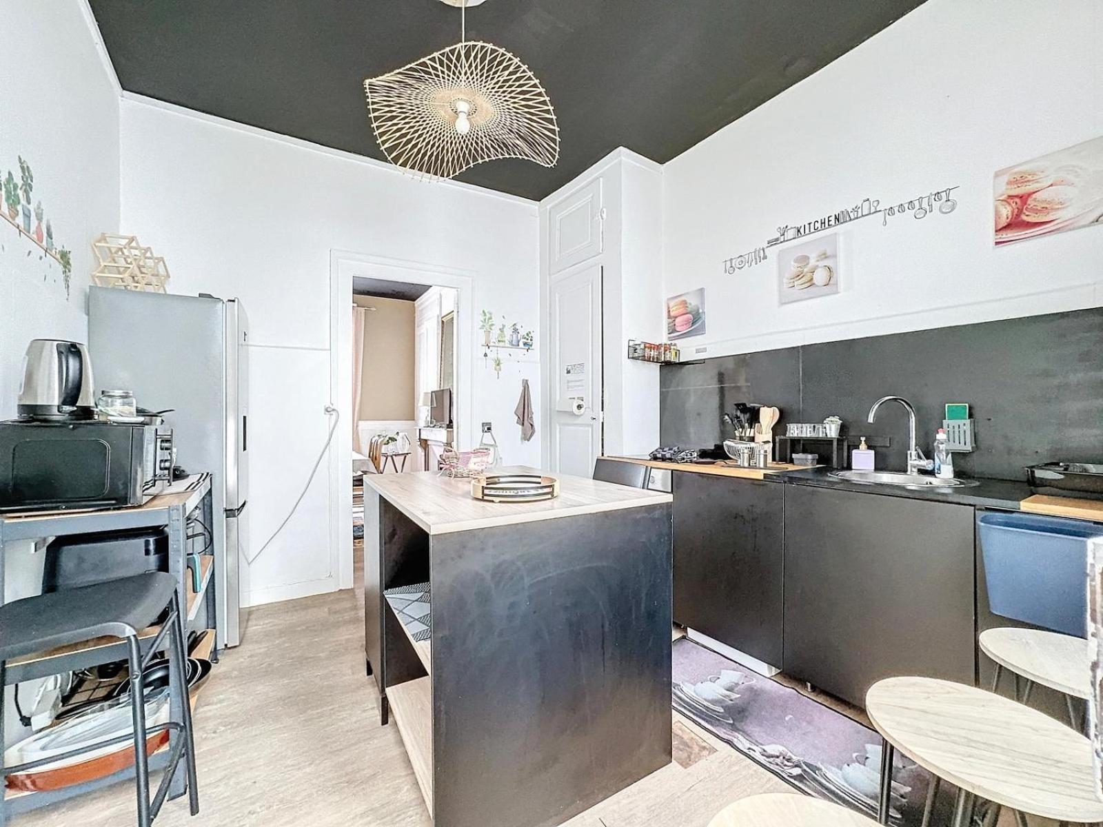 A1 Champagne Residence - 200 M2 14 Personnes 2 Toilets 4 Showers - Hyper Centre - Chalons En Champagne Esterno foto