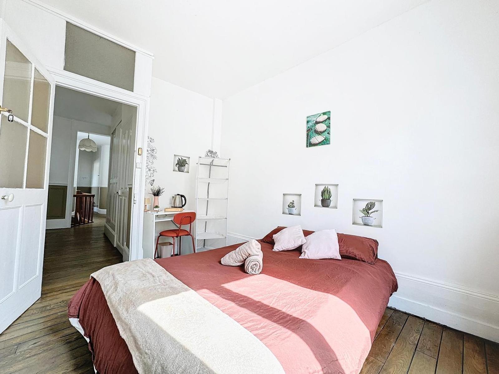 A1 Champagne Residence - 200 M2 14 Personnes 2 Toilets 4 Showers - Hyper Centre - Chalons En Champagne Esterno foto