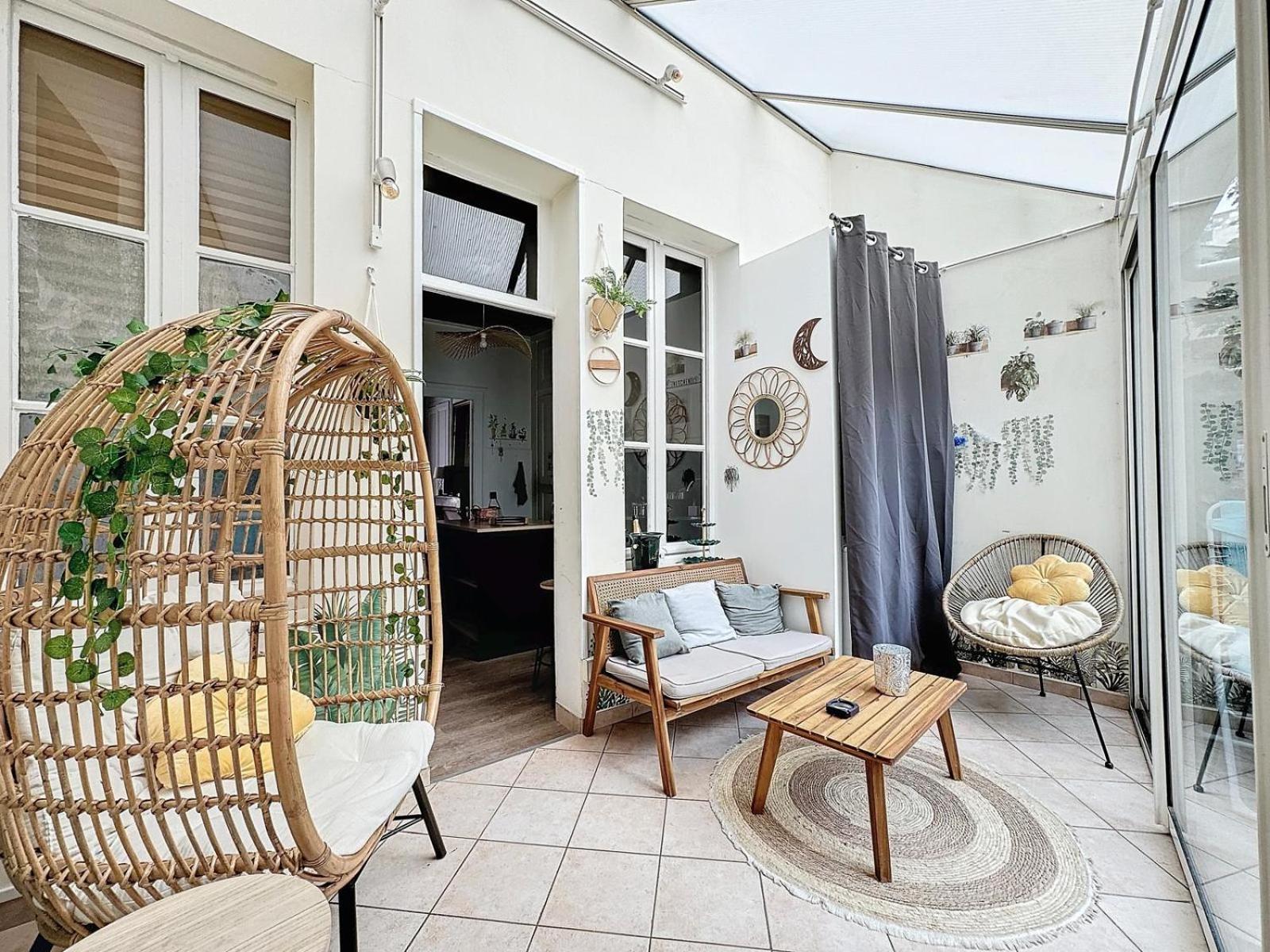 A1 Champagne Residence - 200 M2 14 Personnes 2 Toilets 4 Showers - Hyper Centre - Chalons En Champagne Esterno foto