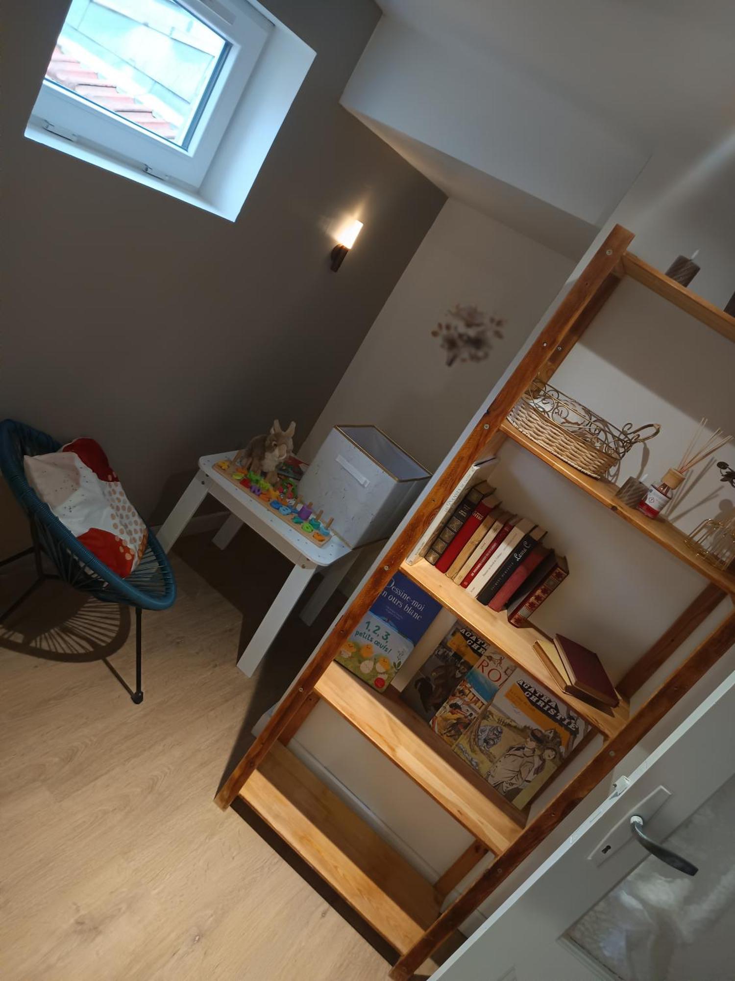 A1 Champagne Residence - 200 M2 14 Personnes 2 Toilets 4 Showers - Hyper Centre - Chalons En Champagne Esterno foto