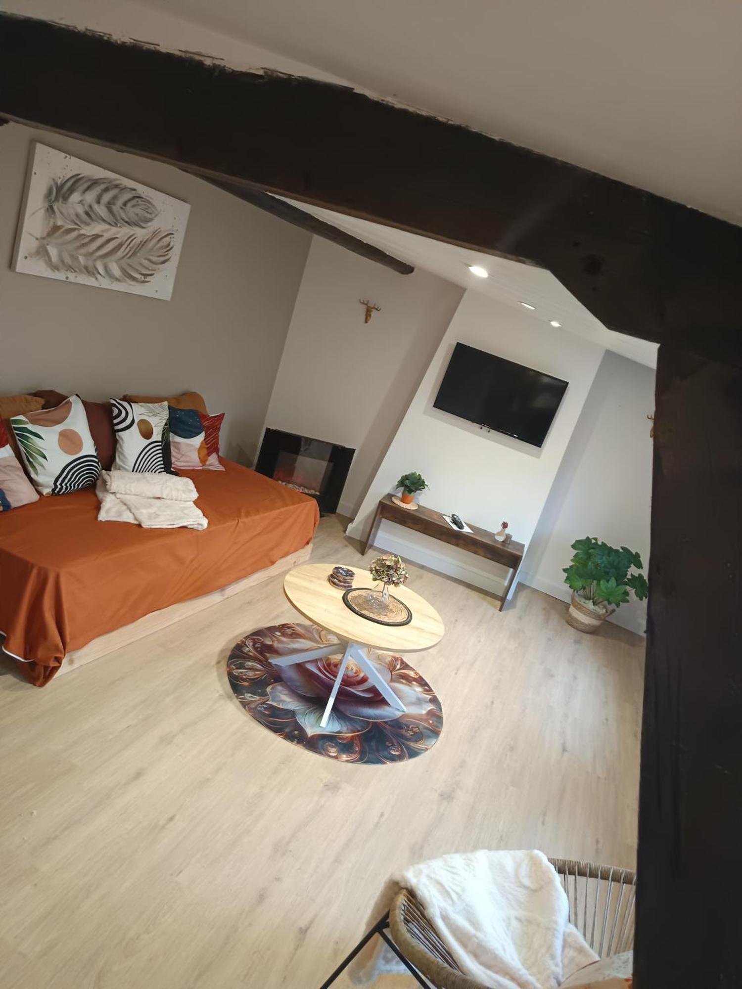 A1 Champagne Residence - 200 M2 14 Personnes 2 Toilets 4 Showers - Hyper Centre - Chalons En Champagne Esterno foto